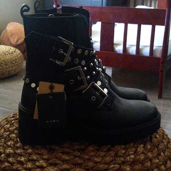 Zara LEATHER biker boots - Picture 4 of 4